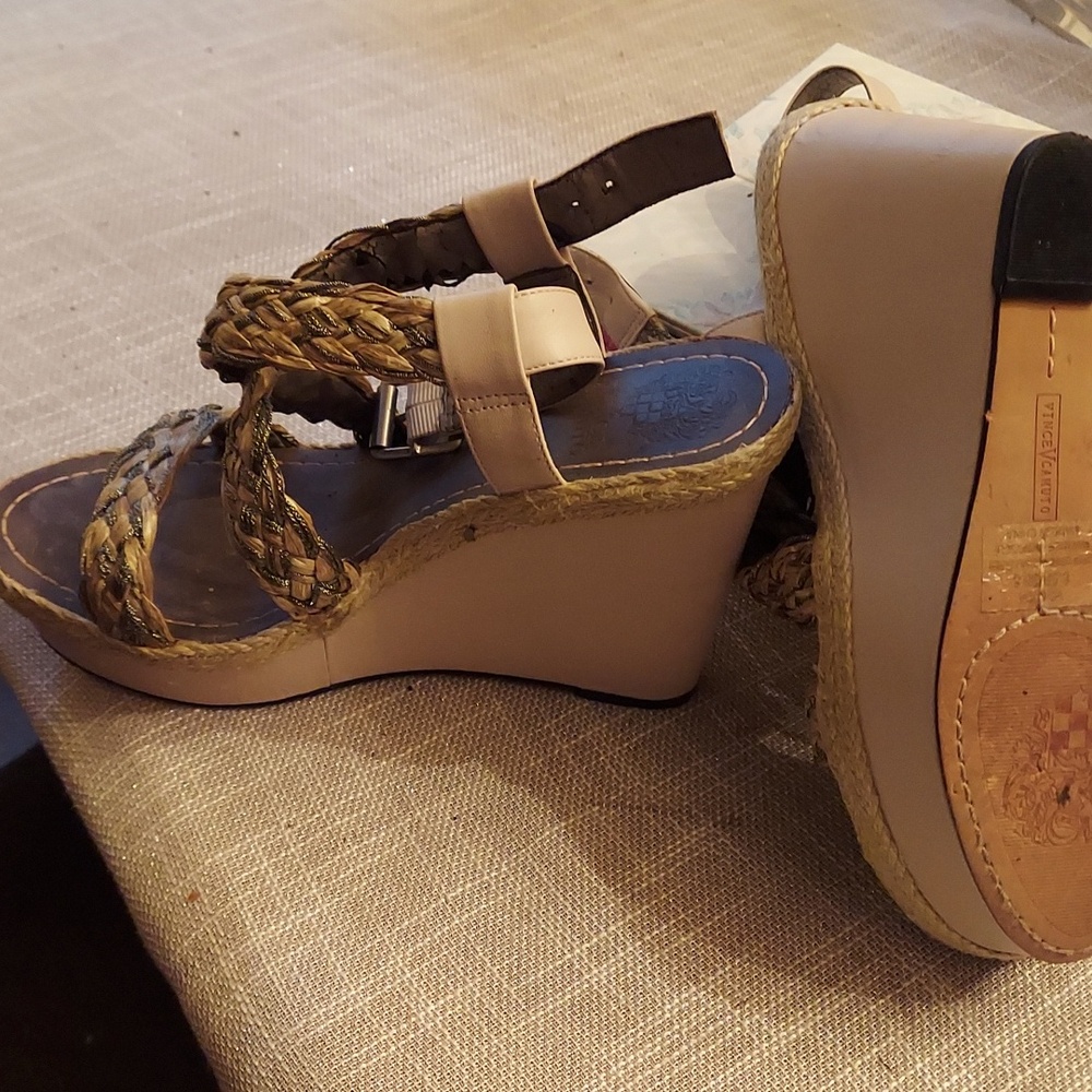 Beige wedge